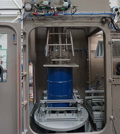 Máquina industrial de llenado de bidones confinados