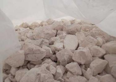 Vidange et transfert pneumatique de dérivés fluorés