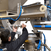 easy-clean-dosificador-en-la-maquina-de-llenado-de-sacos.png Easy Clean dosificador en la máquina de llenado de sacos industriales