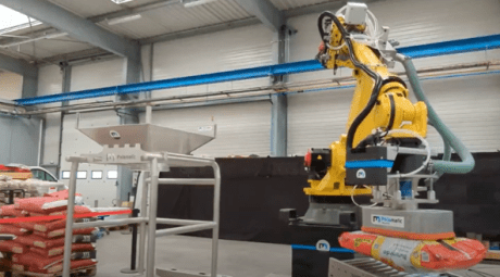 Alimentación automática de bolsas vacías