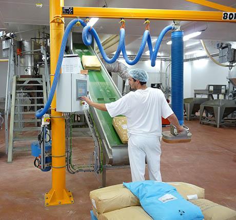 Chargement sacs vide sac automatique